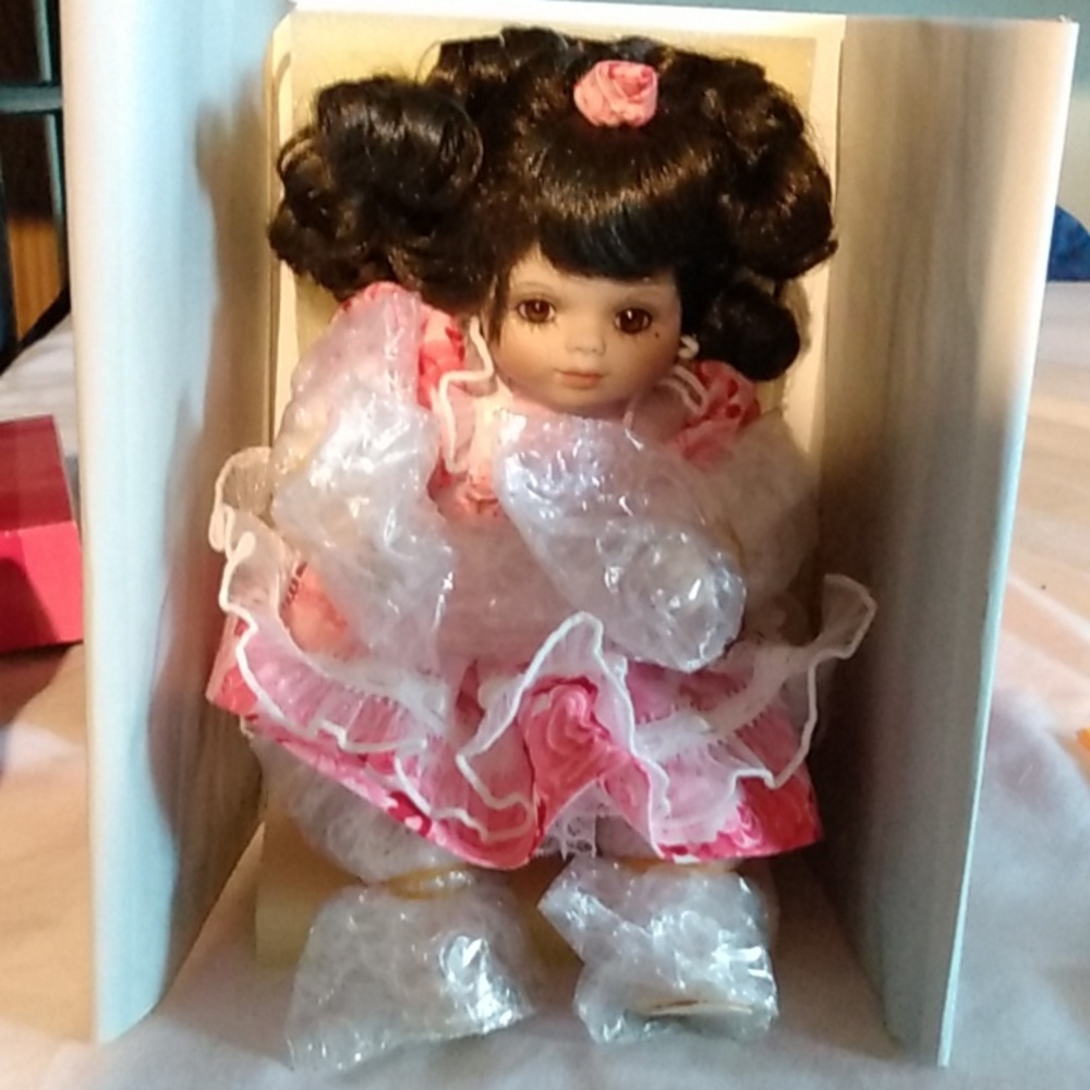 Marie Osmond porcelain Girl Doll.